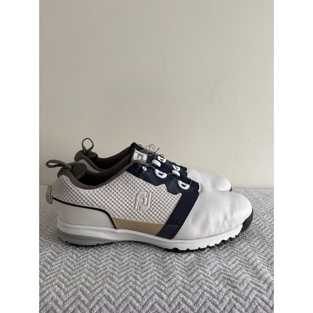 FootJoy Contour Series Golf Shoes Mens 12M White Navy Spikeless BOA 54099